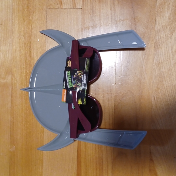 Teenage Mutan Ninja Turtles Sunglasses - Picture 2 of 2